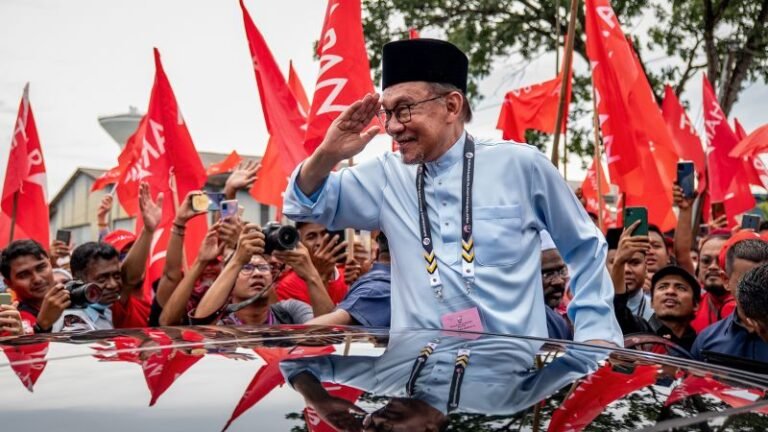 Malaysia’s Anwar becomes prime minister, ending decades-long wait