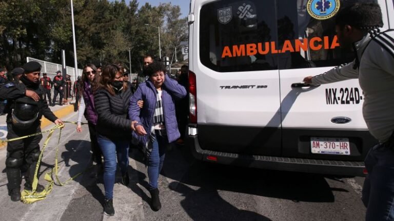 Mexico City subway train collision kills at least 1, injures dozens