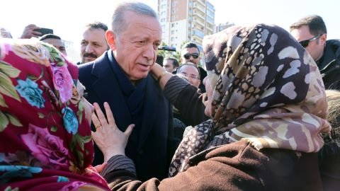 Turkish President Recep Tayyip Erdogan and his wife Emine Erdogan met victims on Saturday.