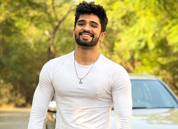 TV actor Zeeshan Khan undergoes treatment after being admitted due to food poisoning : Bollywood News