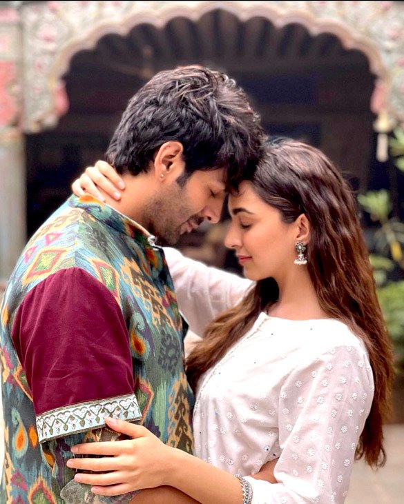 SATYAPREM KI KATHA is a progressive film that rests on the towering performances, strong second half and the message. SATYAPREM KI KATHA is a progressive film that rests on the towering performances, strong second half and the message.