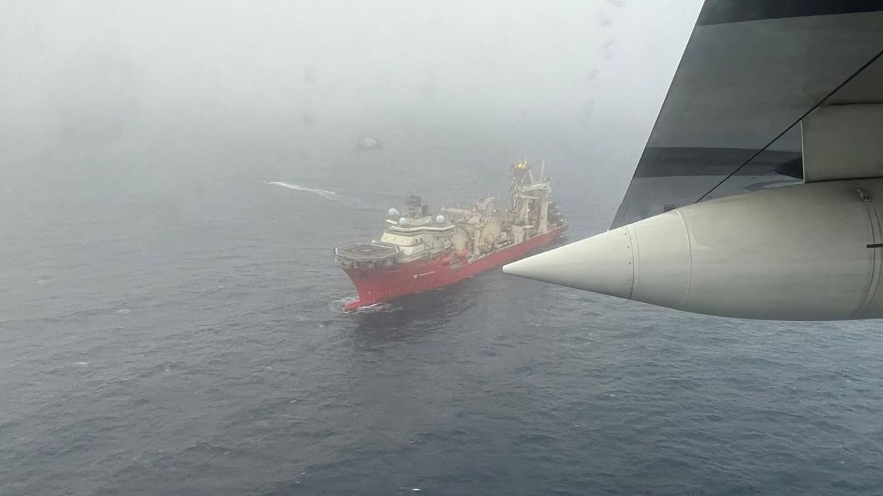 Searchers look for the 21-foot submersible, 900 miles east of Cape Cod.