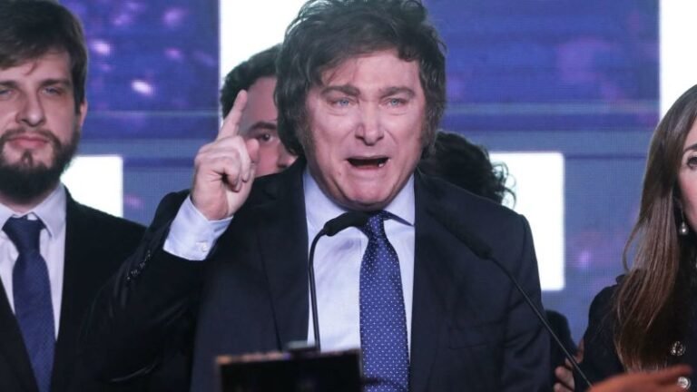 Javier Milei: Far-right outsider posts shock win in Argentina election Javier Milei: Far-right outsider posts shock win in Argentina election
