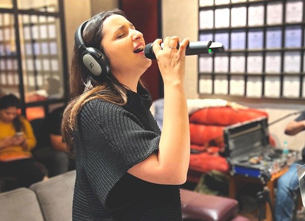 Parineeti Chopra reveals she will be singing 15 songs in Diljit Dosanjh starrer Chamkila; says, “My co-star Diljit heard me sing and told me to pursue it” : Bollywood News